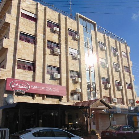 Al-Nujoom Hotel Suites Amman Buitenkant foto